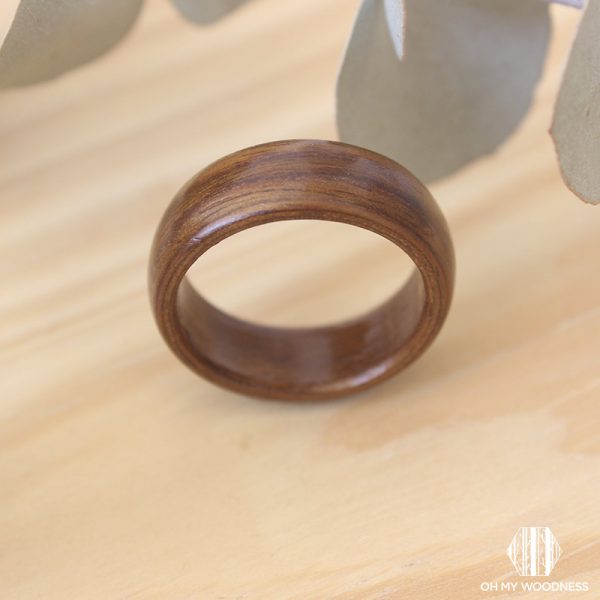Wooden-ring Imbuia-front-view